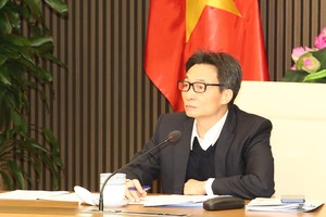 Phó Thủ tướng Vũ Đức Đam chủ trì cuộc họp Ban Chỉ đạo Quốc gia về phòng, chống dịch bệnh viêm đường hô hấp cấp do chủng mới của virus Corona gây ra. Ảnh VGP/Trần Mạnh.