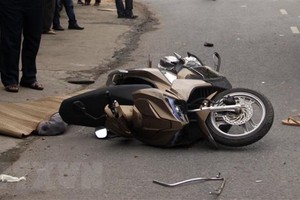 Vụ tai nạn làm người điều khiển xe máy tử vong. Ảnh minh họa. (Ảnh: Trịnh Bang Nhiệm/TTXVN).