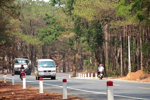 Một đoạn Quốc lộ 19 đoạn qua huyện Mangyang, Gia Lai.