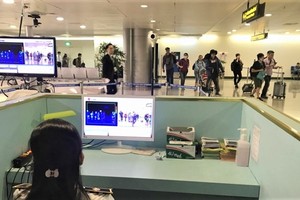 Gần 500 khách Trung Quốc nhập cảnh vào Việt Nam thông qua nước trung gian, TP.HCM lo ngại tiềm ẩn Covid-19