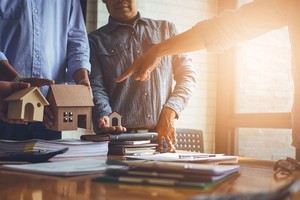 Hủy nghị quyết HĐQT: Không nên can thiệp sâu vào nội bộ doanh nghiệp