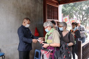 Sức khỏe, an toàn của cộng đồng, du khách vẫn luôn là ưu tiên hàng đầu. (Ảnh: CTV/Vietnam+).