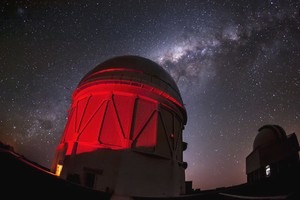 Kính viễn vọng Blanco, Chile, được sử dụng trong dự án Khảo sát Năng lượng Tối. Ảnh: Digital Trends.