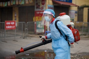 Thôn Hạ Lôi đã được cách ly y tế trong 28 ngày để dập dịch.