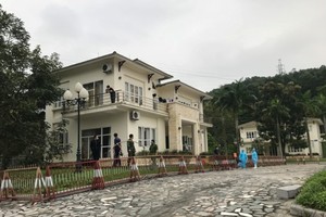 Một người nước ngoài bỏ trốn khỏi khu cách ly Trung tâm hội nghị Hàm Rồng, thành phố Thanh Hóa.