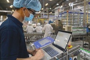 Hỗ trợ doanh nghiệp, nỗi lo hiệu quả ngân hàng suy giảm