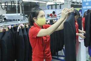 Thị trường chứng khoán tháng 5, kỳ vọng song hành cùng nỗi lo suy thoái 