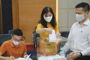 Đại dịch Covid-19 khiến việc tổ chức ĐHCĐ của nhiều doanh nghiệp bị ảnh hưởng.