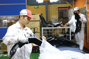 Thêm cơ chế thuế, phí tiếp sức cho doanh nghiệp vượt khó