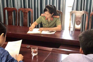 Do tung tin thất thiệt trên facebook, Đ.T và N.Đ bị công an triệu tập và phạt hành chính mỗi người 5 triệu đồng. 