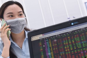 Nhiều cổ phiếu cần câu chuyện mới để níu giá