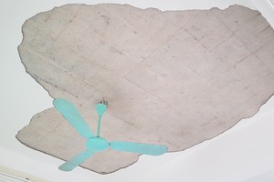 Mảng vữa lớn rơi trúng người 5 bé mầm non sáng 25/6.