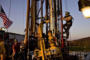 Một điểm khai thác dầu đá phiến của Chesapeake Energy tại Bradford County, Pennsylvania. (Nguồn: Bloomberg).