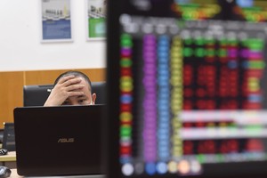 Những mảng tối chứng trường ở tuổi 20