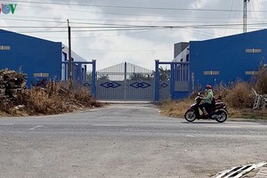 Vợ chồng ông Tường xây dựng nhà kho trên phần đất chuyển đổi mục đích sai qui định.