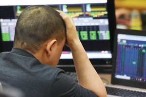 Sức “chịu tải” thấp, công ty chứng khoán nhỏ lao dốc vì Covid-19