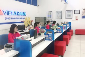 6 tháng đầu năm, VietABank có kết quả kinh doanh tương đối khả quan, ra mắt thẻ chip nội địa