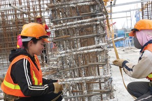 Bảo hiểm bắt buộc đối với người lao động thi công trên công trường tăng trưởng đột biến trong 6 tháng đầu năm nay, đạt 848%.