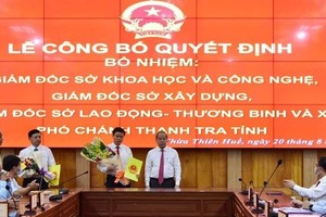 Toàn cảnh buổi lễ.