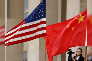 Chính quyền Nhà Trắng tuyên bố hồi đầu tháng 8 cho biết, để có thể giao dịch trên sàn của Mỹ, doanh nghiệp cần phải cho phép các nhà quản lý Mỹ tiếp cận với giấy tờ kế toán được kiểm toán. Ảnh: Getty.