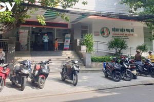 Bệnh viện Phụ nữ Đà Nẵng nơi đang cách ly những người nghi mắc Covid-19.