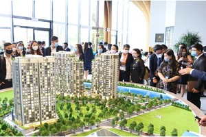 Các chuyên gia kỳ vọng bất động sản sẽ hưởng lợi và là kênh thu hút dòng tiền đầu tư trong giai đoạn cuối năm 2020.