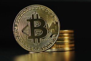 Giá tiền điện tử hôm nay ngày 29/9: Giá Bitcoin giao dịch quanh mức 10.700 USD, thị trường ảm đạm