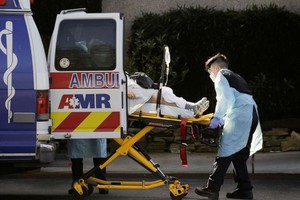 Thế giới tiến gần mốc 40 triệu ca mắc Covid-19. Ảnh: ABC News.