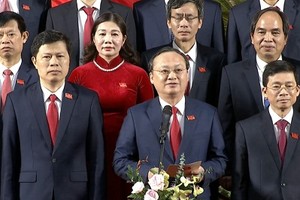 Bí thư Tỉnh ủy Hưng Yên khóa XIX thay mặt Ban Thường vụ Tỉnh ủy cảm ơn sự tin tưởng của Đại hội. Ảnh VOV.