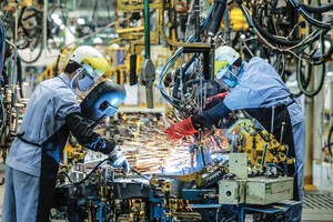 Môi trường đầu tư, kinh doanh được cải thiện rõ nét.