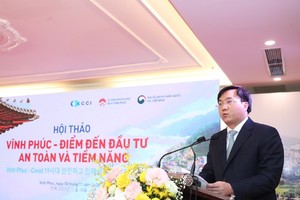 Thứ trưởng Bộ Kế hoạch và Đầu tư Trần Duy Đông Phát biểu tại Hội thảo.