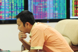 Cách gọi “cổ tức bằng cổ phiếu” dễ bị hiểu sai là thu nhập, thay vì bản chất chỉ là chia tách. Ảnh: Dũng Minh.