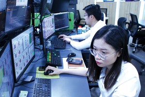 Thị trường chứng khoán: Đỉnh ở phía trước 