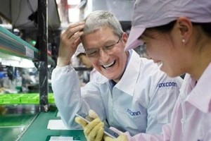 Apple đang gấp rút chuyển dây chuyền sản xuất iPhone, iPad sang Việt Nam và Ấn Độ (Ảnh: Getty.)