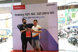Bộ sản phẩm Galaxy S21 5G series được phân phối tại Việt Nam có giá từ 22 triệu đồng