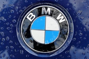 Hầu hết những người nói tiếng Anh đều phát âm sai nhãn hiệu xe BMW