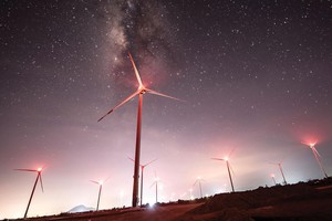 Cổ phiếu ngành điện nhấp nháy