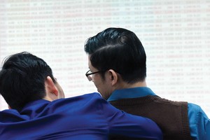 Chia cổ tức hay không, chia bao nhiêu, bằng tiền hay bằng cổ phiếu luôn được các cổ đông tranh luận sôi nổi. Ảnh: Dũng Minh.