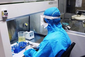 Chiều 30/4: Việt Nam ghi nhận thêm 14 ca dương tính mới với Covid-19, trong đó có 4 ca ở Hà Nội và Hà Nam