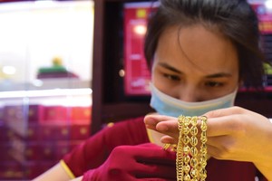 Chênh lệch giá và trong và ngoài nước đang rất lớn.