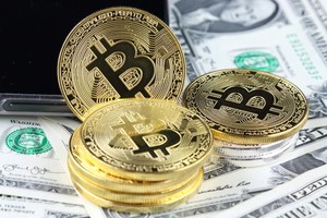 Giá Bitcoin bắt đầu hồi phục trở lại khi nhiều chuyên gia tài chính nổi tiếng lên tiếng trấn an nhà đầu tư