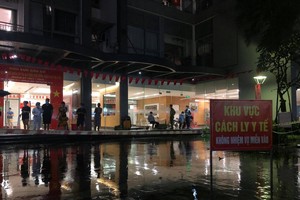 Hà Nội phong tỏa chung cư Park 9, Times City do có ca nghi nhiễm SARS-CoV-2.