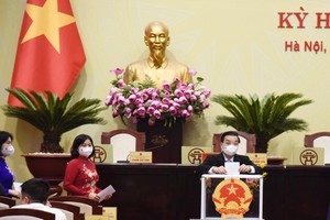 HĐND thành phố bầu chức danh Chủ tịch UBND thành phố Hà Nội.
