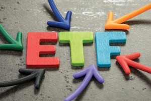 Dòng thác vốn đổ vào ETF