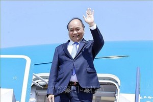 Chủ tịch nước Nguyễn Xuân Phúc đến thăm Cuba (Ảnh: TTXVN).