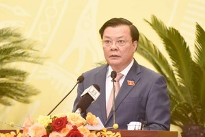 Bí thư Thành ủy Hà Nội Đinh Tiến Dũng phát biểu tại kỳ hop thứ 2 HĐND Thành phố Hà Nội.