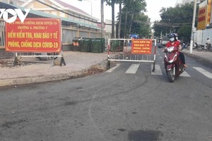 Nội ô thành phố Mỹ Tho vẫn còn duy trì các chốt kiểm soát dịch bệnh.