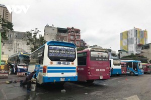 Tổng cục Đường bộ Việt Nam cho biết, trong ngày (13/10) có 8 tuyến xe khách liên tỉnh hoạt động trở lại.