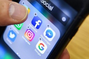 Đa số người dân Canada cho rằng Facebook khuếch tán ngôn từ kích động thù địch, lan truyền tin giả. (Ảnh: Getty Images).