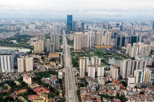 Theo IMF, Việt Nam có thể tăng chi hỗ trợ dịch bệnh đến 3% GDP (tương đương 260.000 tỷ đồng) mà không ảnh hưởng đến kinh tế vĩ mô.